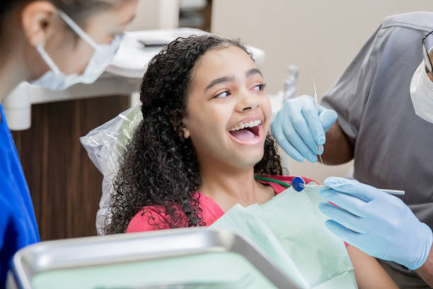 Best Emergency Tooth Extraction in Daisetta, TX