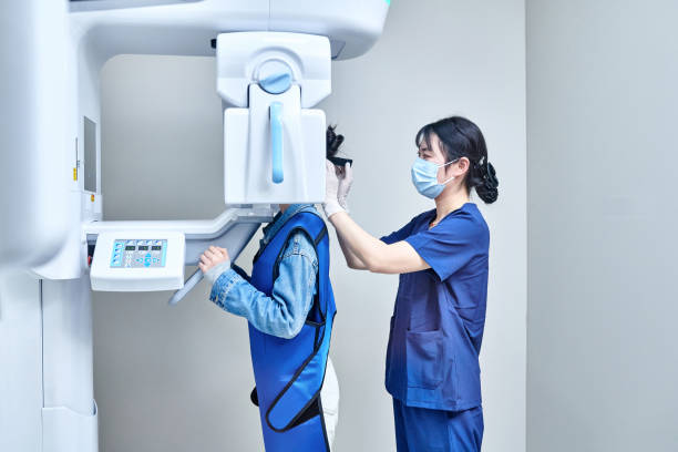 Best Emergency Root Canal Treatment in Daisetta, TX